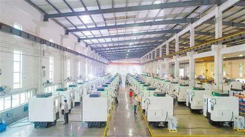 璀璨煙火映蓬江，科技賦能工業(yè)興——新春煙花匯演暨電子產(chǎn)品技術發(fā)展展望